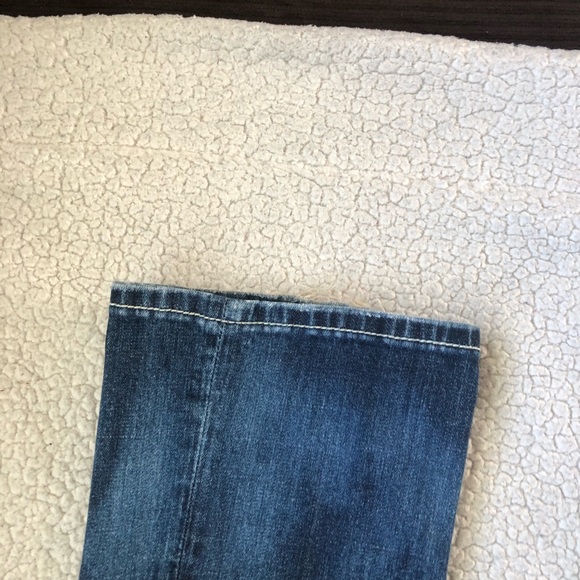 Miss Me Jeans - Picture 14 of 17